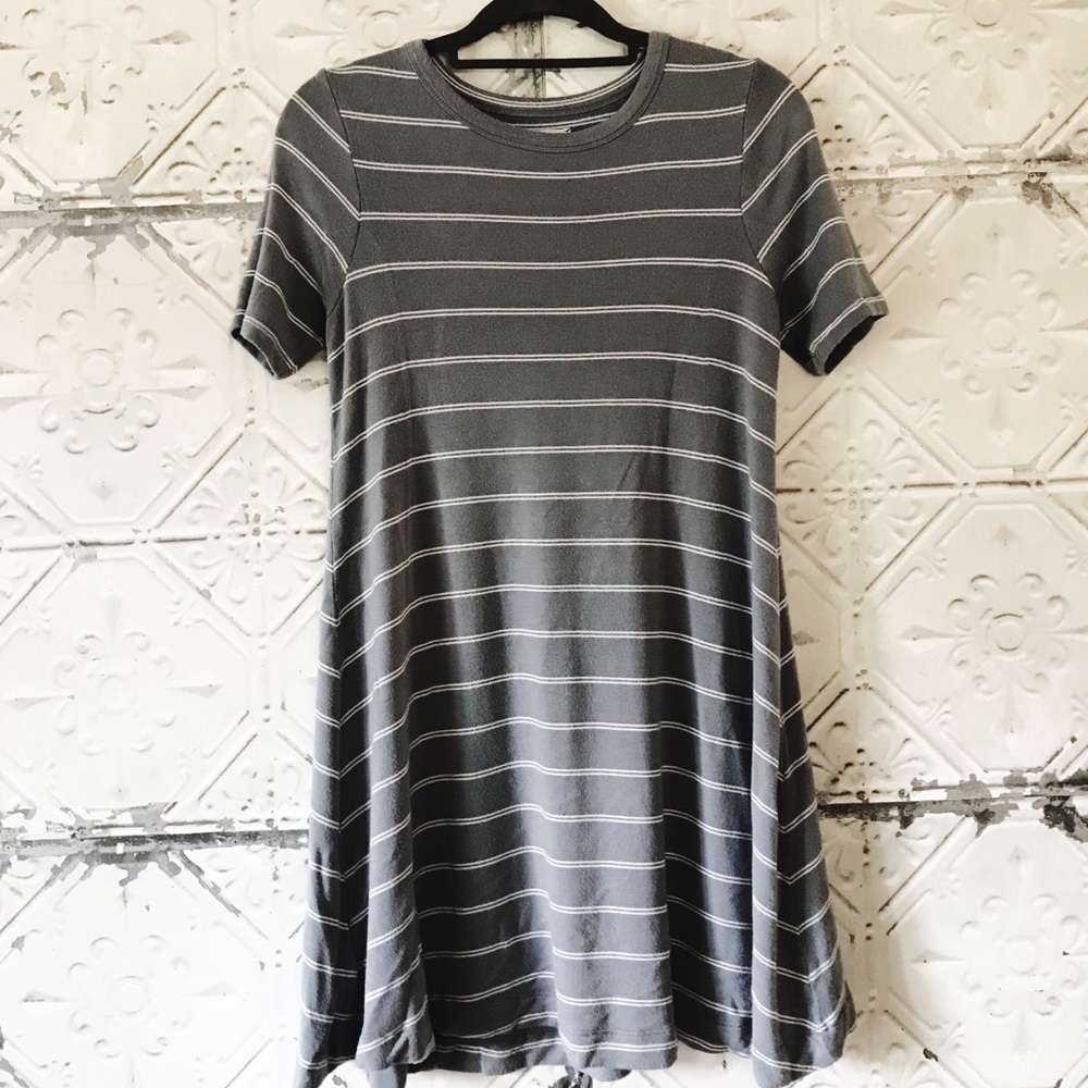 Lou & Grey casual dress